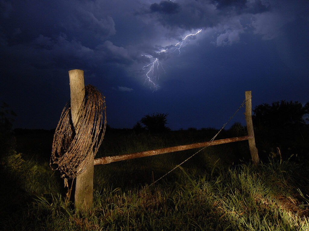 Barb Wire lightning